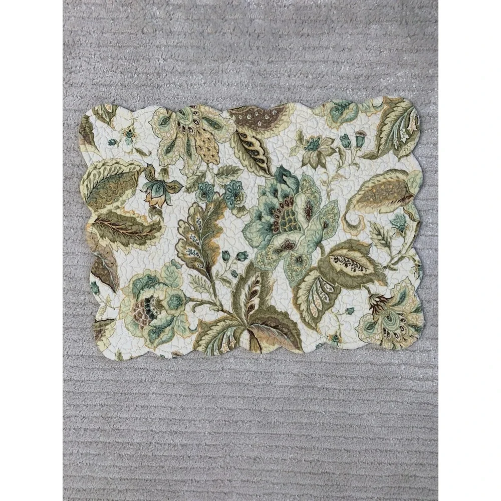C&F Enterprises Cotton Placemats Set 6 Scalloped Quilted Floral Reversible